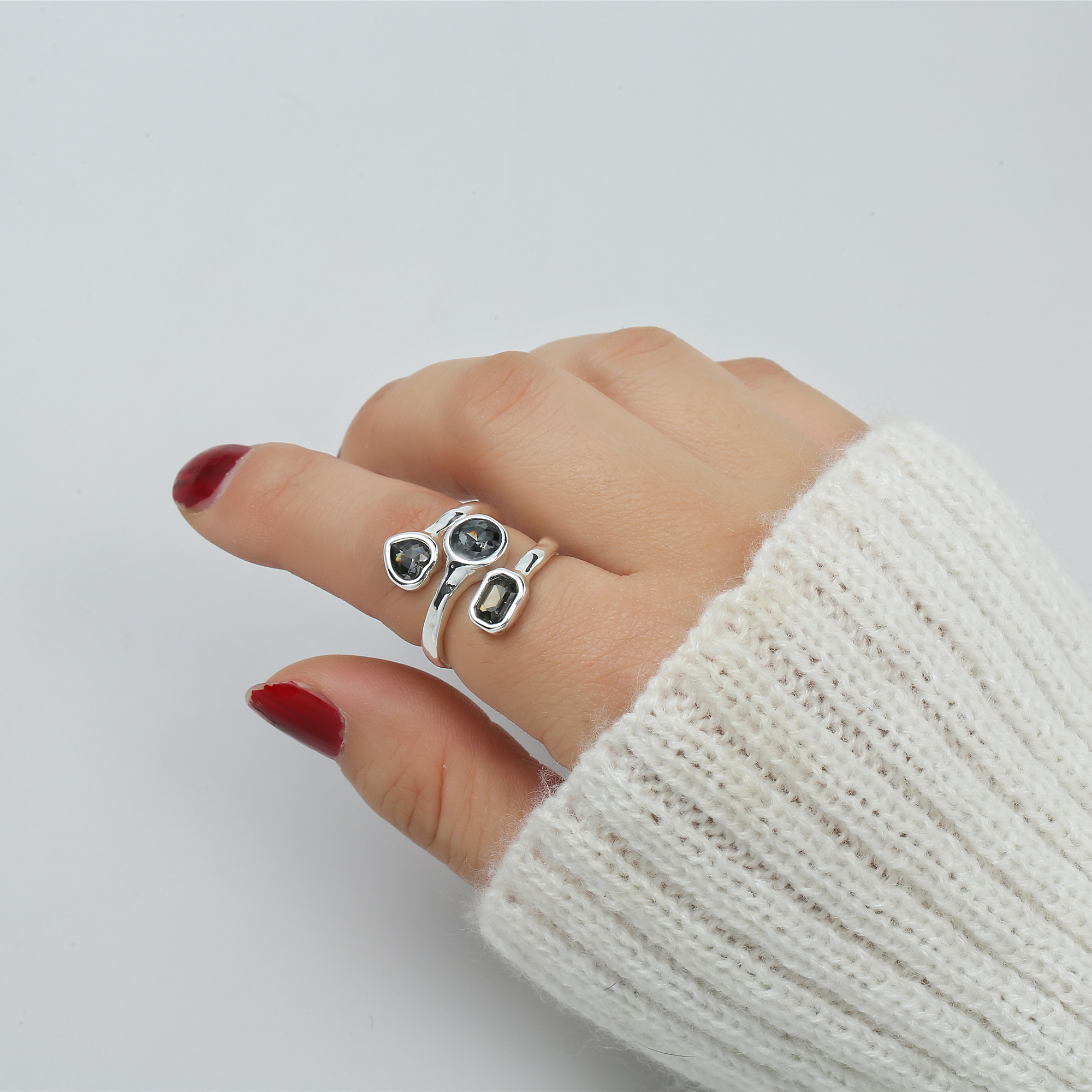 7V0A0560 Dmtry Heart Love Engagement Party Lady Ring Jewelry - Image 1