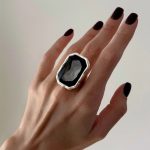 Dmtry Rectangular Crystal Finger Ring For Women - Image 2